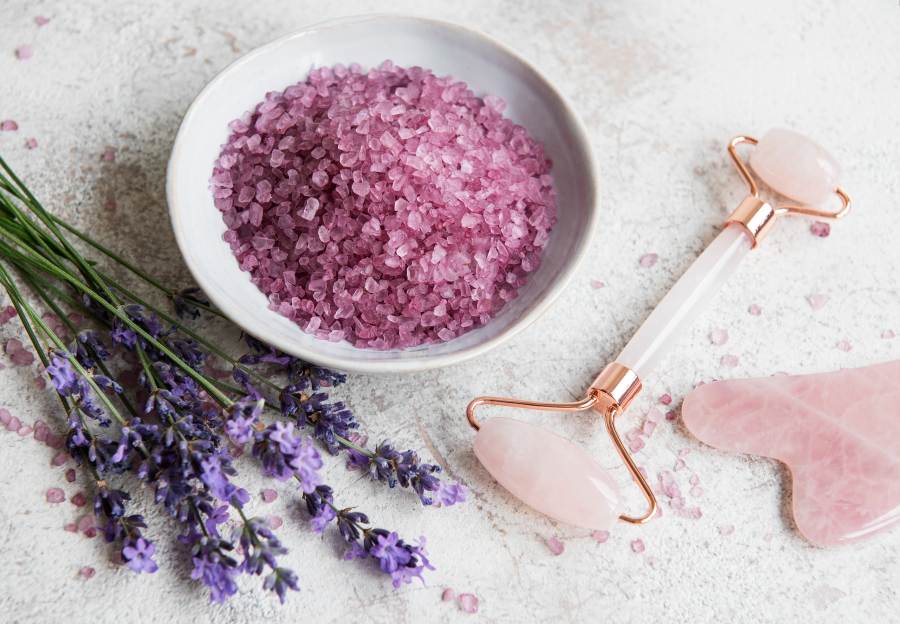 Epsom bath salt with lavender flowers