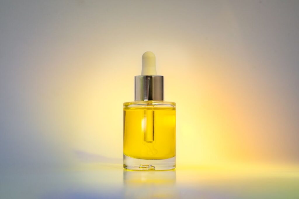 Yellow skin oil in spotlight
